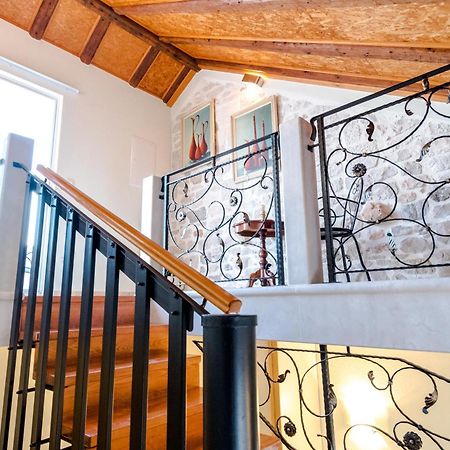 Rooms Miron - Adults Only Sumartin Buitenkant foto