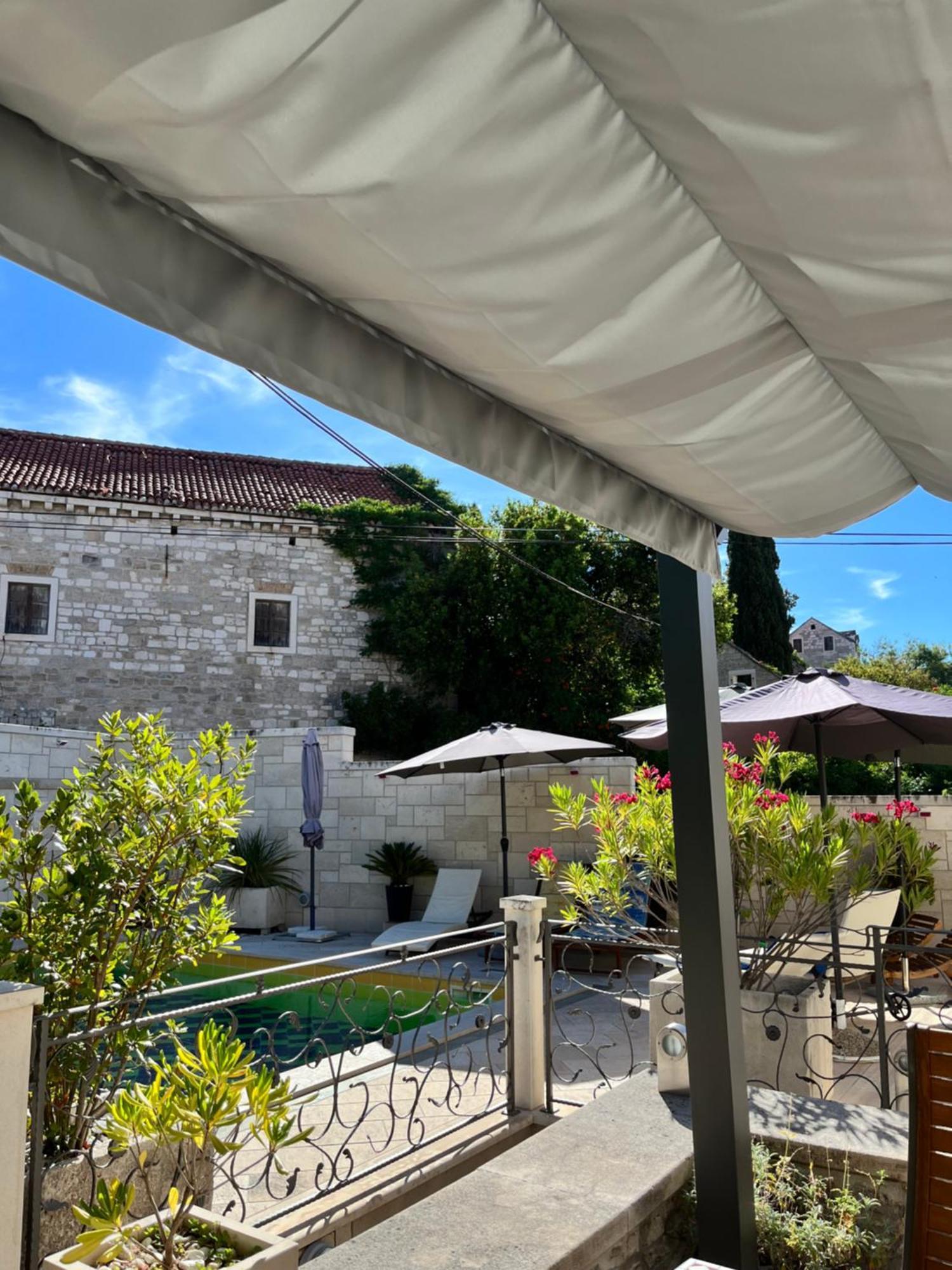 Rooms Miron - Adults Only Sumartin Buitenkant foto