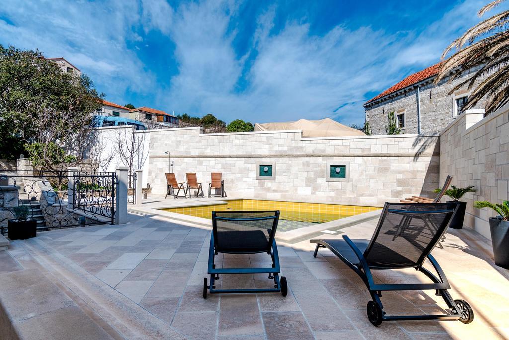 Rooms Miron - Adults Only Sumartin Buitenkant foto